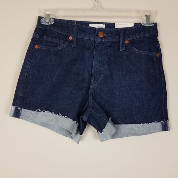 Universal Thread Dark Blue Vintage Midi Jean Shorts - Picture 1 of 7